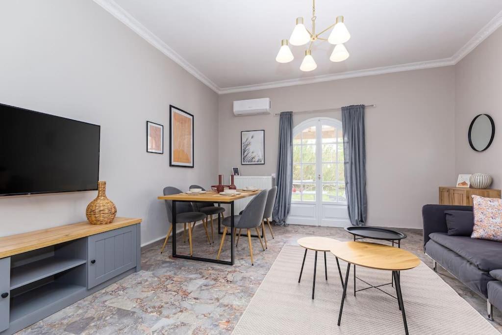KompítsionAngelikis Houseアパートメント エクステリア 写真